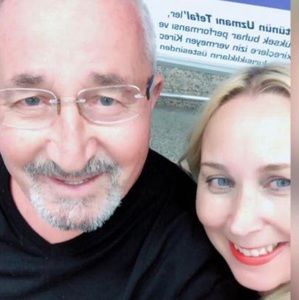 Meet your Posher, Ebru